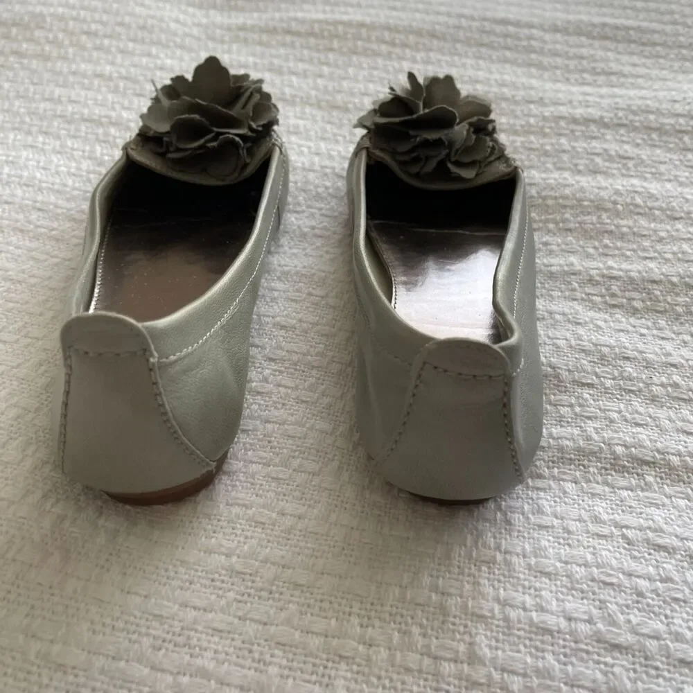 Size 6.5 Alfani Cory Gray Leather Flats with Fabric Floral Detail